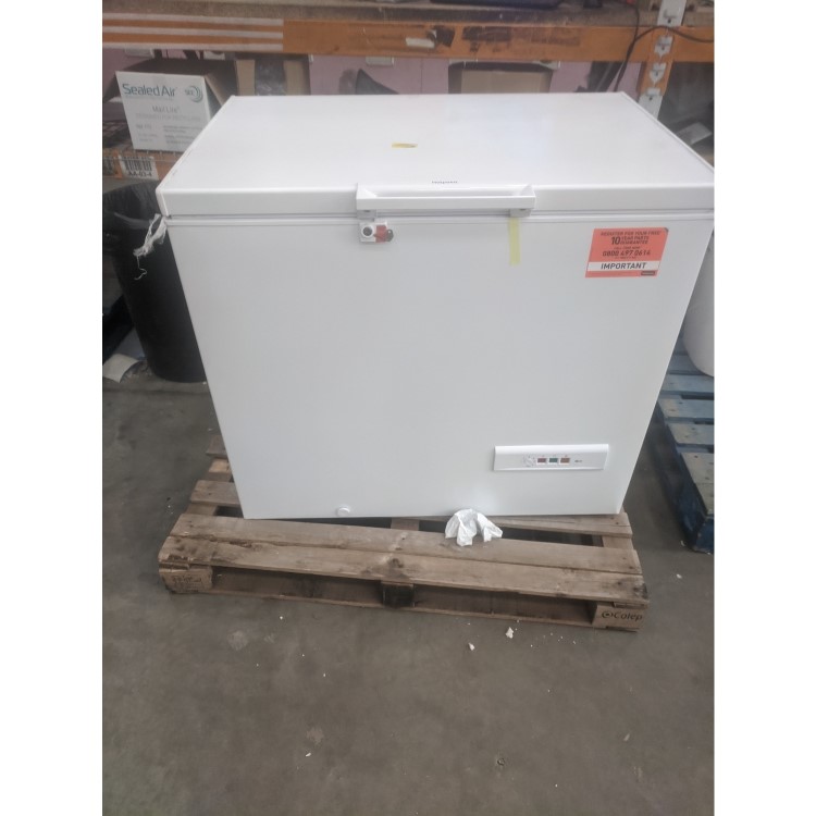 Refurbished Hotpoint CS1A250HFA1 251 Litre Chest Freezer White