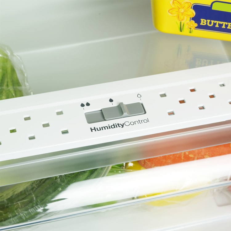 electriQ 235 Litre 50/50 Integrated Fridge Freezer - White 