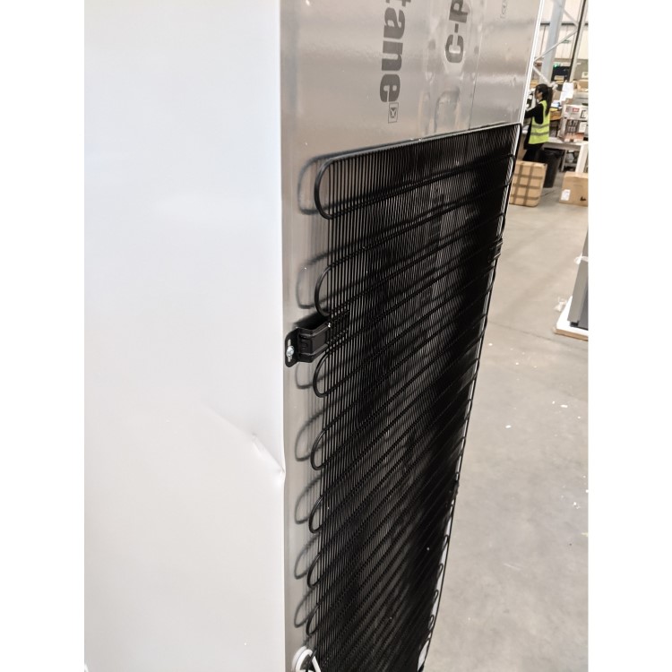 Refurbished Bosch Series 6 KGE49AWCAG Freestanding 413 Litre 70/30 Fridge Freezer White