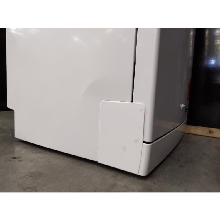 Refurbished Indesit DFC2C24UK 14 Place Freestanding Dishwasher White