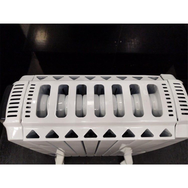 GRADE A3 - DeLonghi Dragon 4 2kW Oil Filled Radiator 8 Fin with Digital Display & Increased Radiant Surface