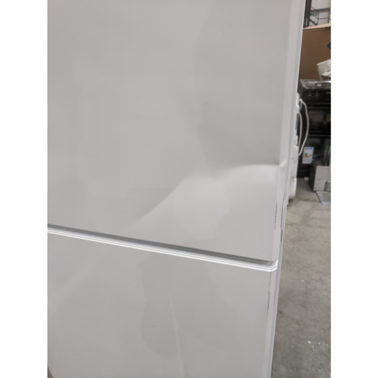 Refurbished Liebherr CNd5204 Freestanding 319 Litre 50/50 Fridge Freezer White