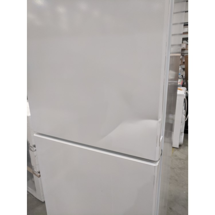 Refurbished Liebherr CNd5204 Freestanding 319 Litre 50/50 Fridge Freezer White