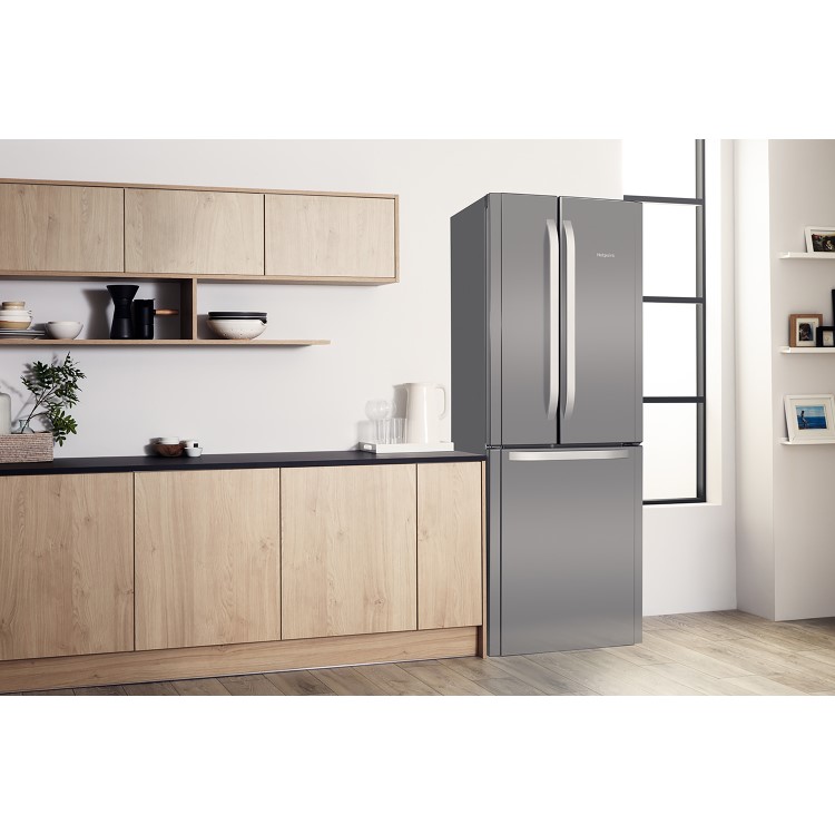 Hotpoint 446 Litre 55/45 Freestanding Fridge Freezer - Stainless steel look