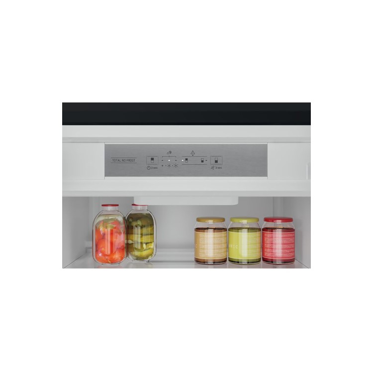 Refurbished Hotpoint HTC20T321 Integrated 280 Litre 70/30 Frost Free Fridge Freezer