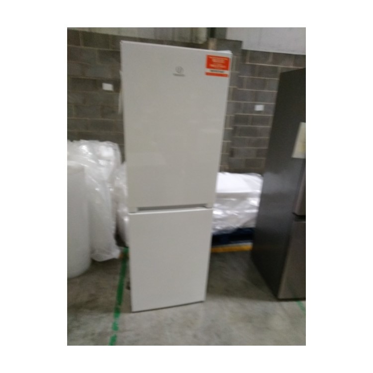 Refurbished Indesit INFC850TI1W1 Freestanding 322 Litre 50/50 Frost Free Fridge Freezer White