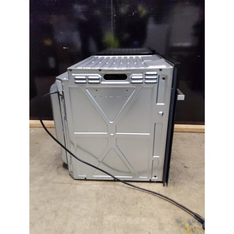 Refurbished Indesit Aria IFW6330BL 60cm Single Built In Electric Oven Black