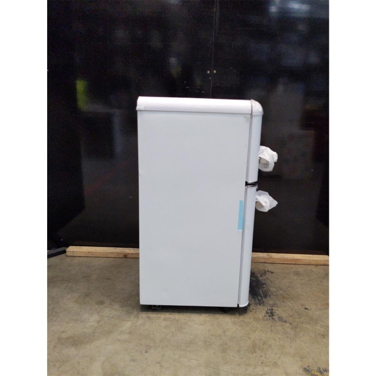 Refurbished electriQ eiQUCRETROFFWHT Freestanding 80 Litre 70/30 Retro Fridge Freezer White