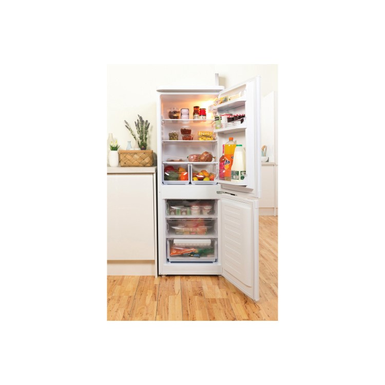 Refurbished Indesit IBD5515W1 Freestanding 208 Litre 60/40 Fridge Freezer White
