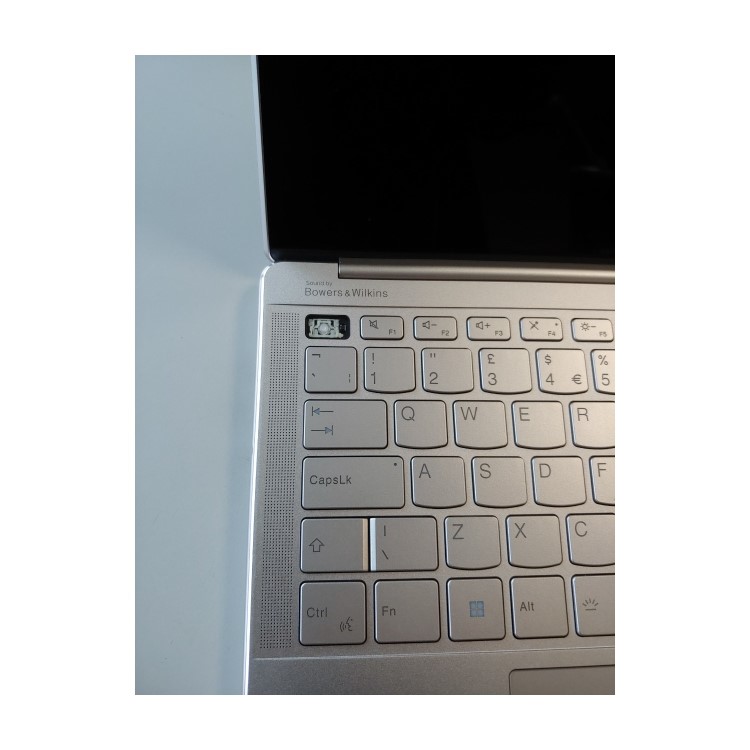 Refurbished Lenovo Yoga Slim 9 Intel Core i7 16GB 1TB 14 Inch Windows 11 Touchscreen Laptop