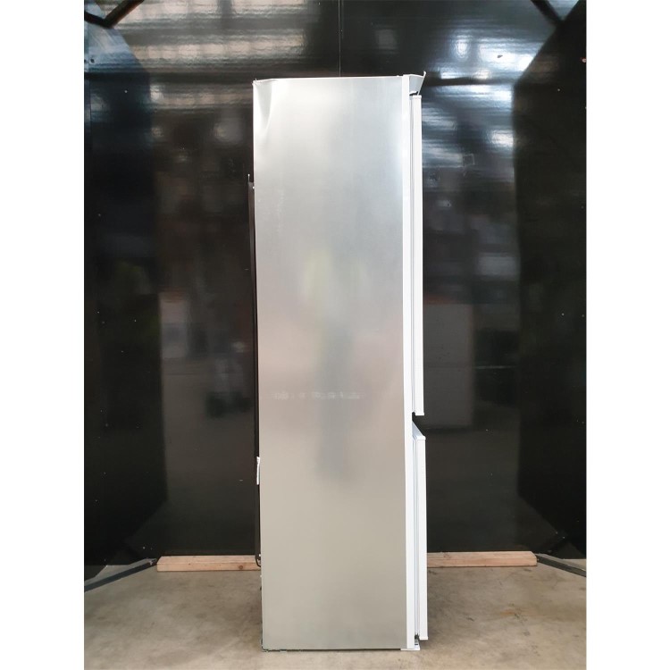 Refurbished Hotpoint HMCB70302 Integrated 273 Litre 70/30 Low Frost Fridge Freezer