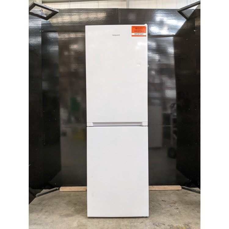 Refurbished Hotpoint HBTNF60182WUK Freestanding 322 Litre 50/50 Frost Free Fridge Freezer White