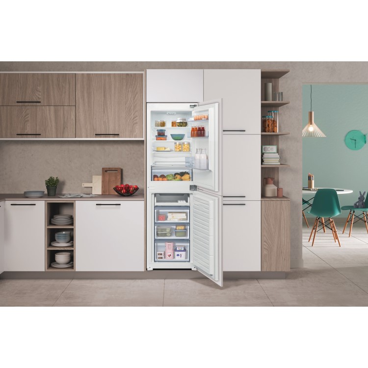 Refurbished Indesit EIB150502D Integrated 192 Litre 50/50 Low Frost Fridge Freezer White