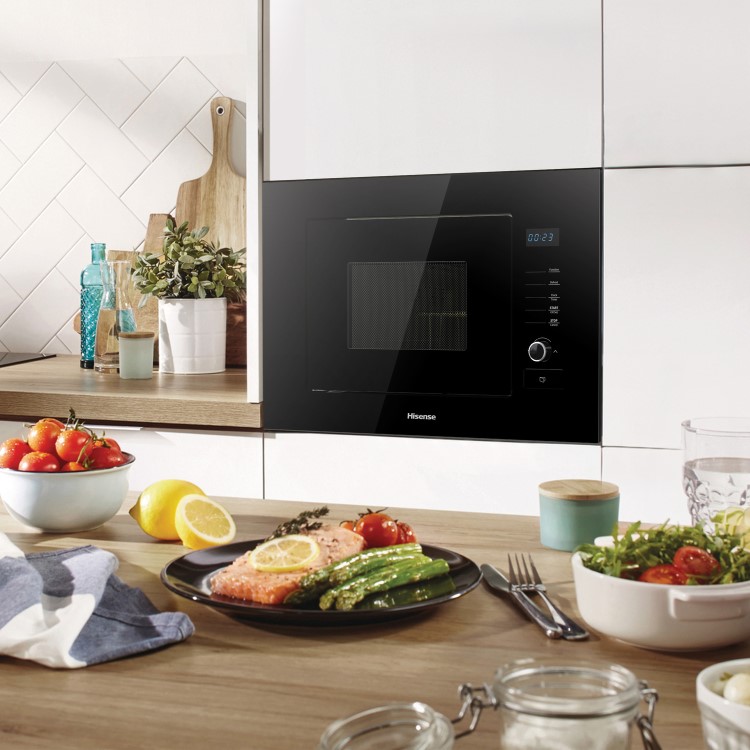 Refurbished Hisense HB25MOBX7GUK Built In 25L 900W Microwave & Grill Black