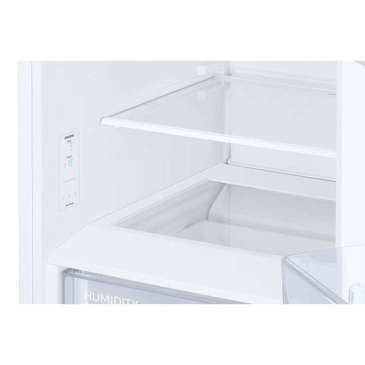 Refurbished Samsung Series 5 RB38C602CWW Freestanding 390 Litre 70/30 Frost Free Fridge Freezer White