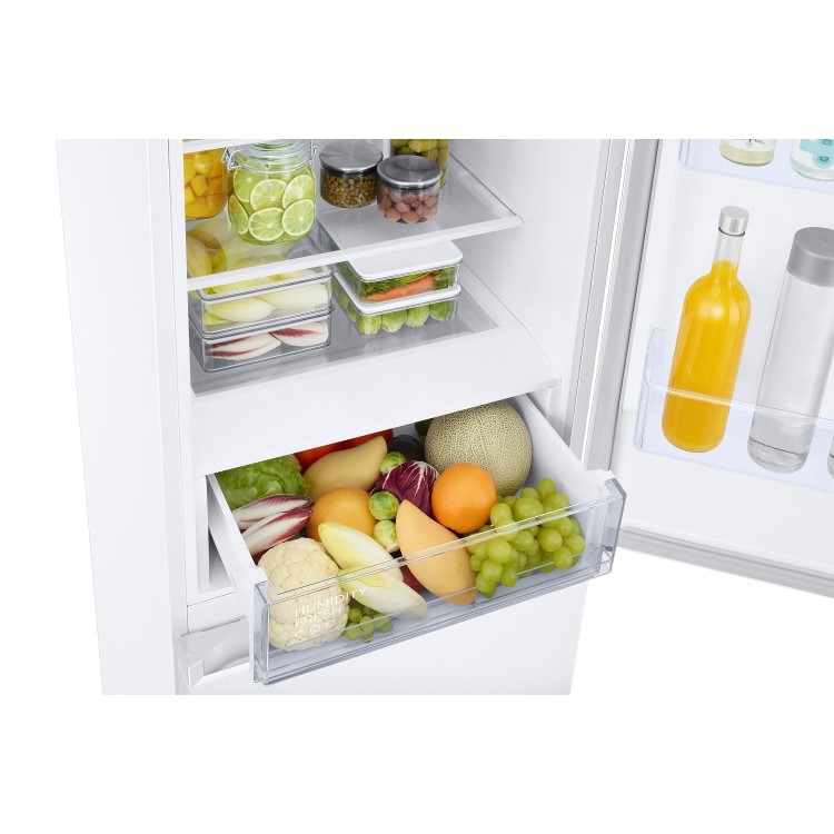 Refurbished Samsung Series 5 RB38C602CWW Freestanding 390 Litre 70/30 Frost Free Fridge Freezer White