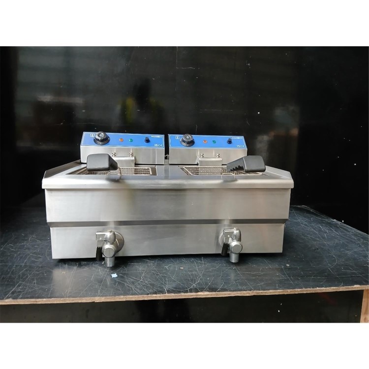 Refurbished Hamoki EF-132V Electric Countertop Fryer 2 x 13ltr Twin Tank Drain Taps 2 x 3kW