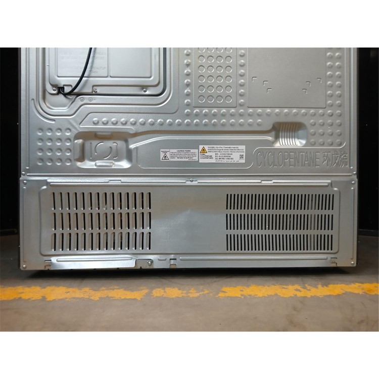 Refurbished Samsung RS62DG5003S9EU Freestanding 655 Litre Frost Free American Fridge Freezer with SpaceMax Silver