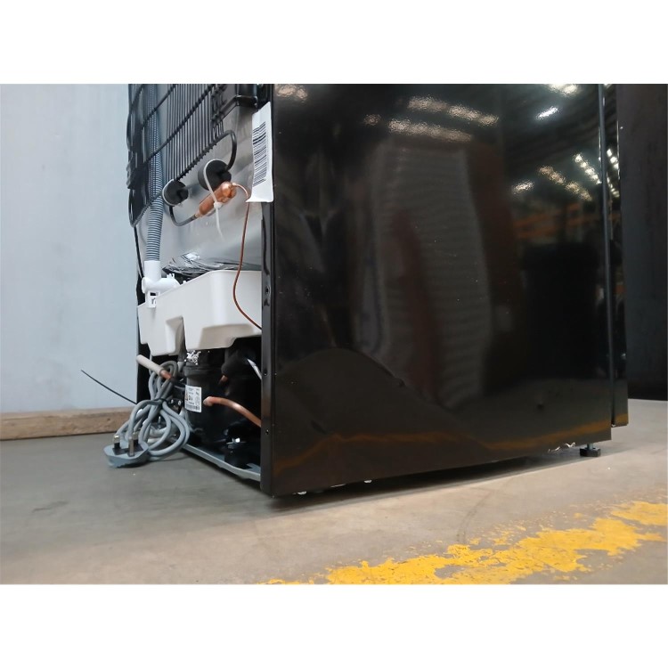 Refurbished Indesit IB55732BUK Freestanding 287 Litre 50/50 Low Frost Fridge Freezer Black