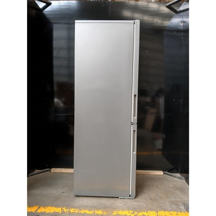 Refurbished Indesit INKS1361S4UK Freestanding 343 Litre 60/40 Low Frost Fridge Freezer Silver