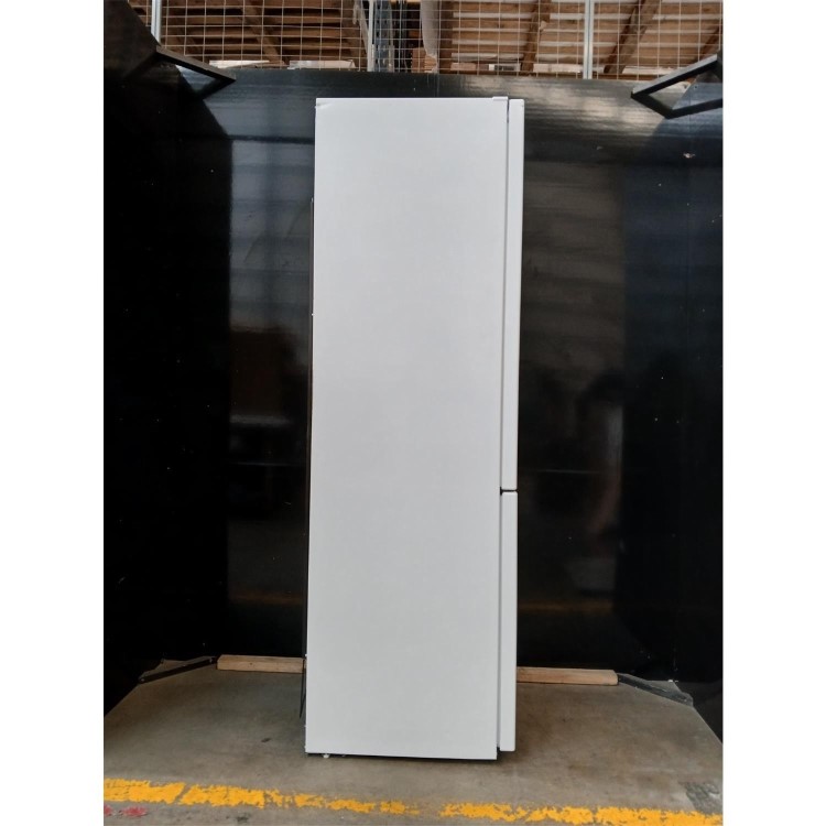 Refurbished Hotpoint H9C941CW Freestanding 355 Litre 70/30 Frost Free Fridge Freezer