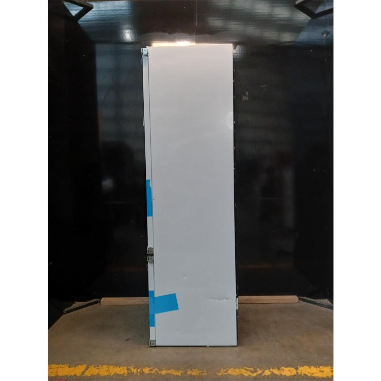 Refurbished Liebherr ICBb5152 Integrated 256 Litre 80/20 Low Frost Fridge Freezer White