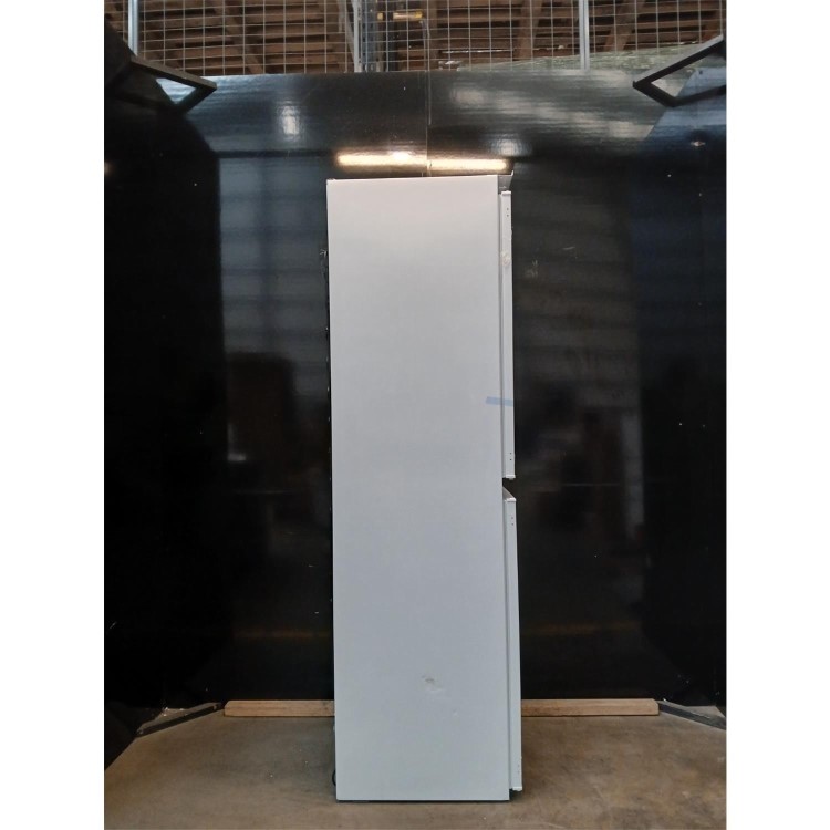 Refurbished Amica 224 Litre 50/50 Integrated Fridge Freezer