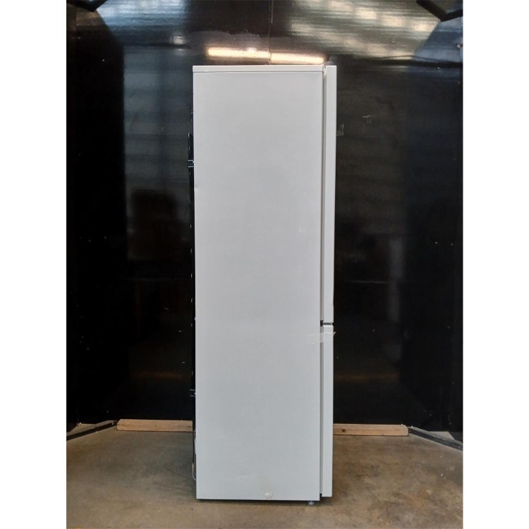 Refurbished Beko 262 Litre 70/30 Freestanding Fridge Freezer - White