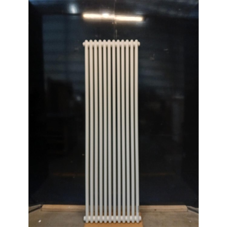Refurbished - Reggio White Vertical Double Column Traditional Radiator 1800x560mm 5279 BTU - Cast Iron Style