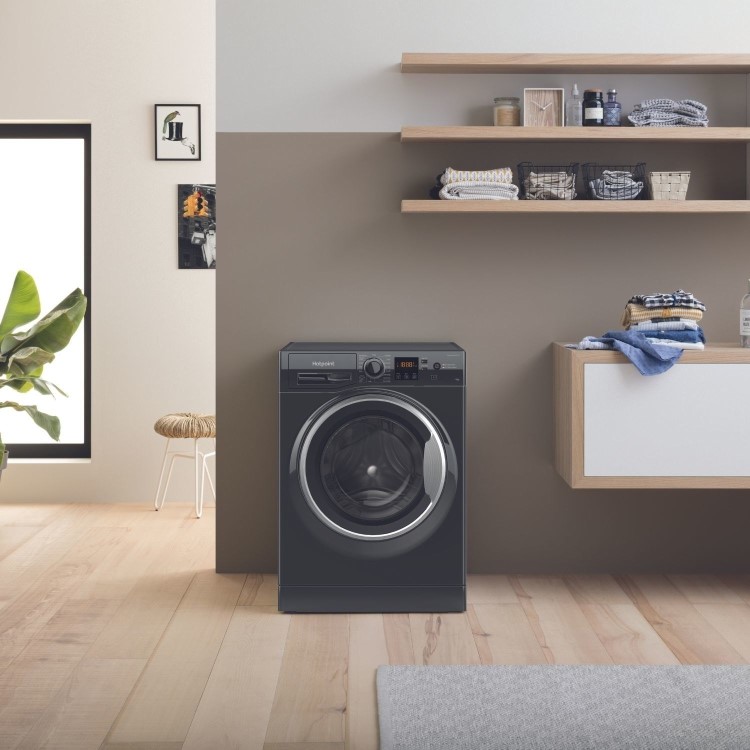 Refurbished Hotpoint AntiStain 10kg 1400rpm Washing Machine - Black