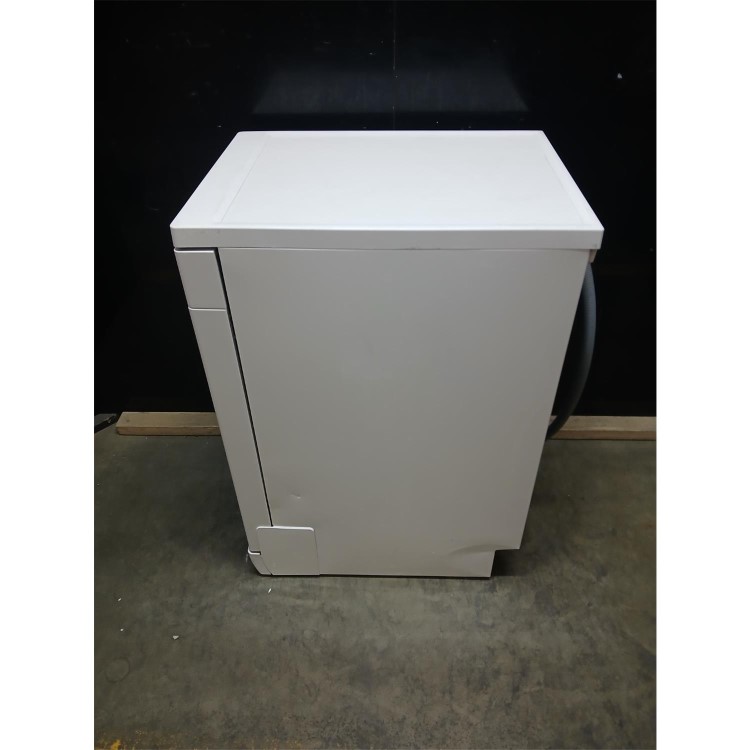 Refurbished Hotpoint 3D Zone Wash Freestanding Slimline Dishwasher - White