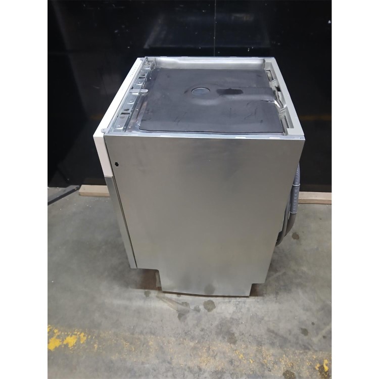 Refurbished Indesit Fast&Clean Integrated Dishwasher - White control panel