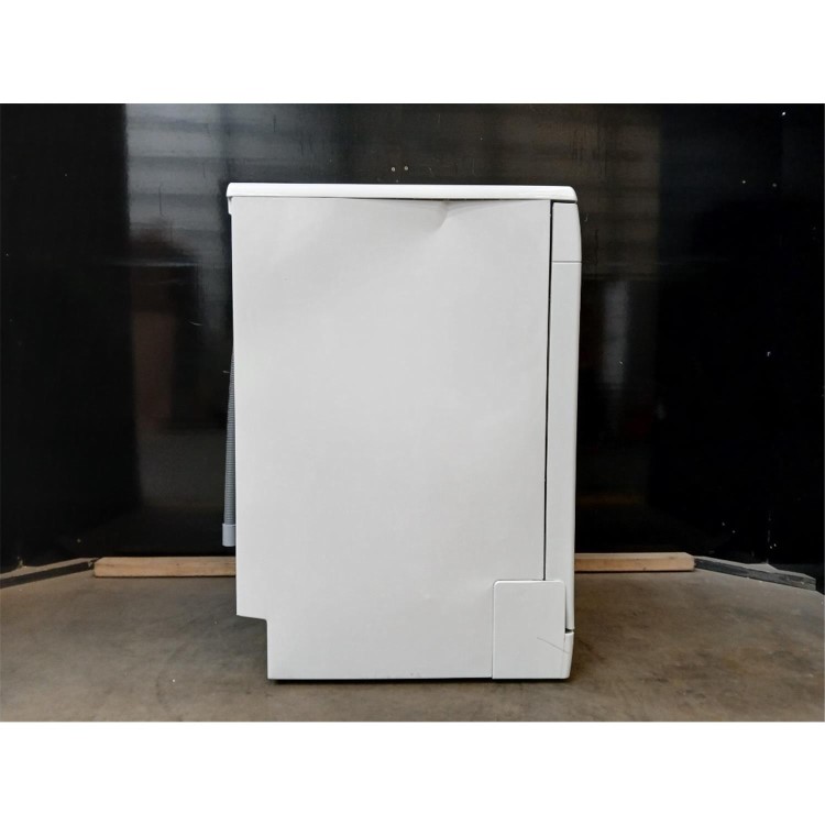 Refurbished Indesit Fast&Clean Freestanding Dishwasher - Push&Go White