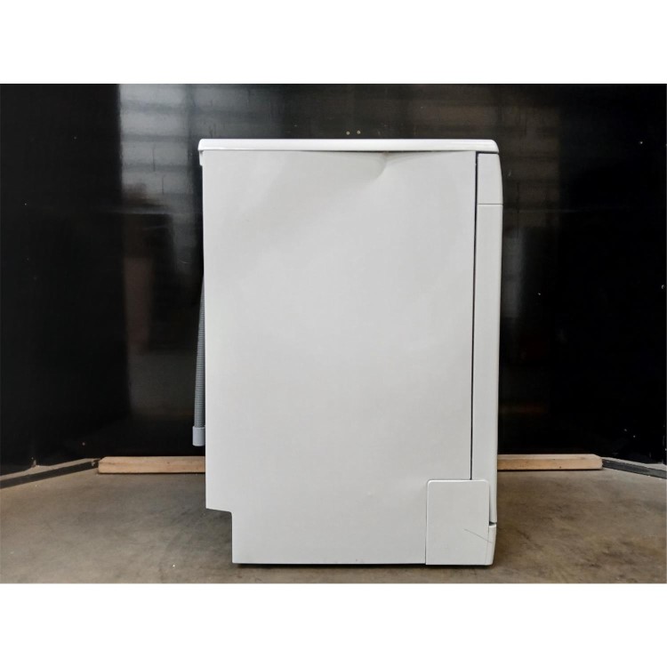 Refurbished Indesit Fast&Clean Freestanding Dishwasher - Push&Go White