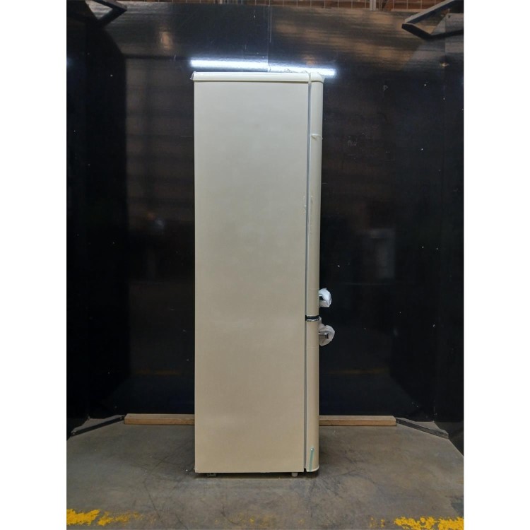 Refurbished electriQ 244 Litre 60/40 Retro Freestanding Fridge Freezer - Cream