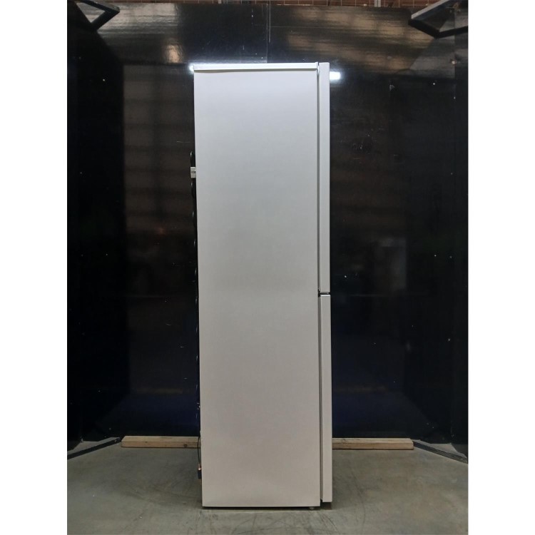 Refurbished Beko 270 Litre 50/50 Freestanding Fridge Freezer - White
