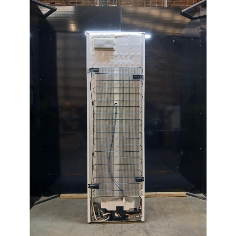 Refurbished Beko 270 Litre 50/50 Freestanding Fridge Freezer - White