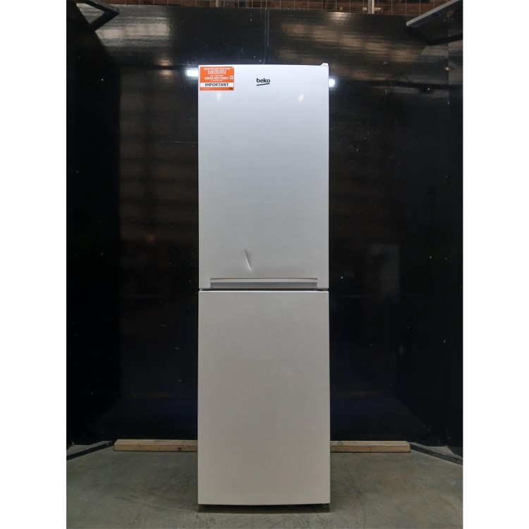 Refurbished Beko 270 Litre 50/50 Freestanding Fridge Freezer - White