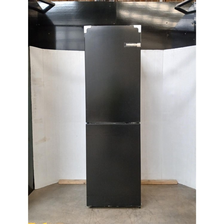 Refurbished Bosch Series 2 KGN27NBEAG 255 Litre 50/50 Freestanding Fridge Freezer - Black
