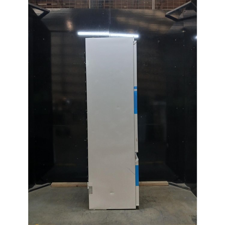 Refurbished Liebherr 256 Litre 80/20 Integrated Fridge Freezer