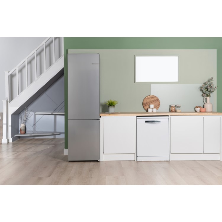 Refurbished Bosch Series 4 363 Litre 70/30 Freestanding Fridge Freezer - Stainless Steel
