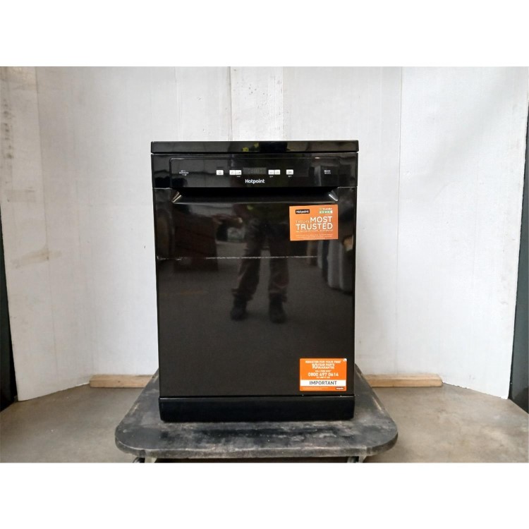 Refurbished Hotpoint Extra Freestanding Dishwasher - ActiveDry Black