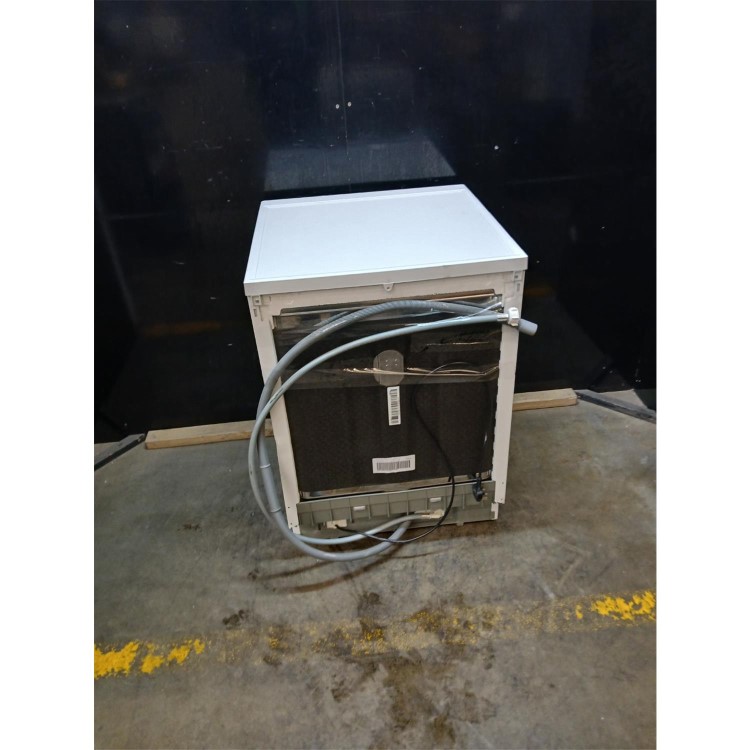 Refurbished Whirlpool 6th Sense Freestanding Dishwasher - White