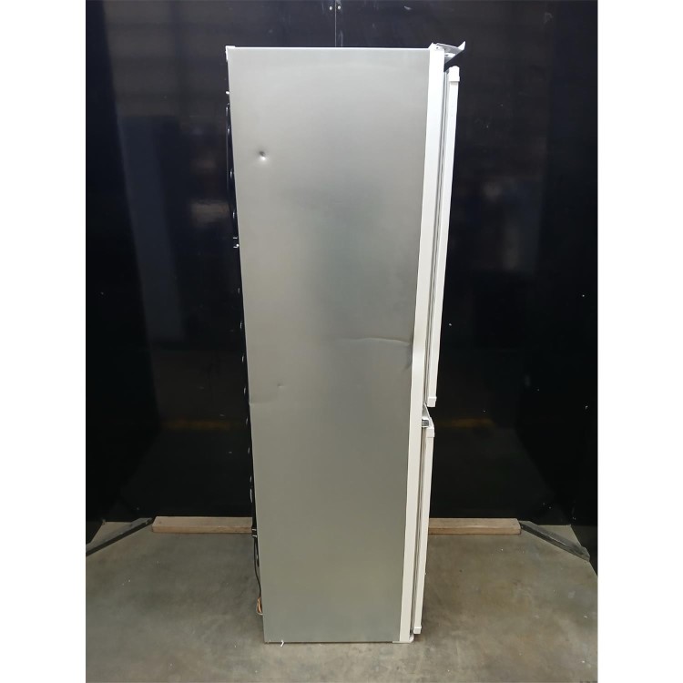 Refurbished Indesit 254 Litre 178cm 50/50 Integrated Fridge Freezer with Sliding Door Hinge