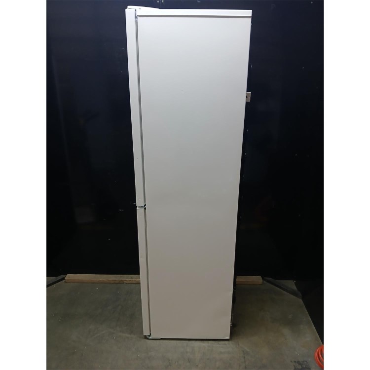 Refurbished Indesit 287 Litre 50/50 Freestanding Fridge Freezer - White
