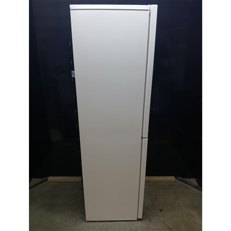 Refurbished Indesit 287 Litre 50/50 Freestanding Fridge Freezer - White