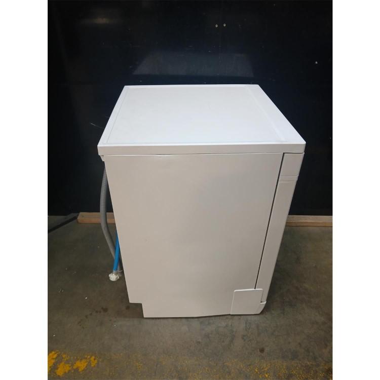 Refurbished Whirlpool 6th Sense Freestanding Dishwasher - White