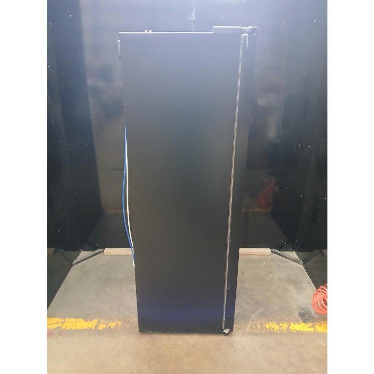 Refurbished Hisense PureFlat 528 Litre Side-By-Side American Fridge Freezer - Black