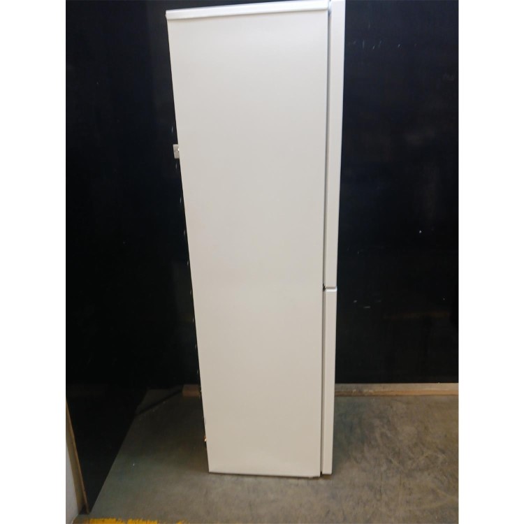 Refurbished Beko 270 Litre 50/50 Freestanding Fridge Freezer - White