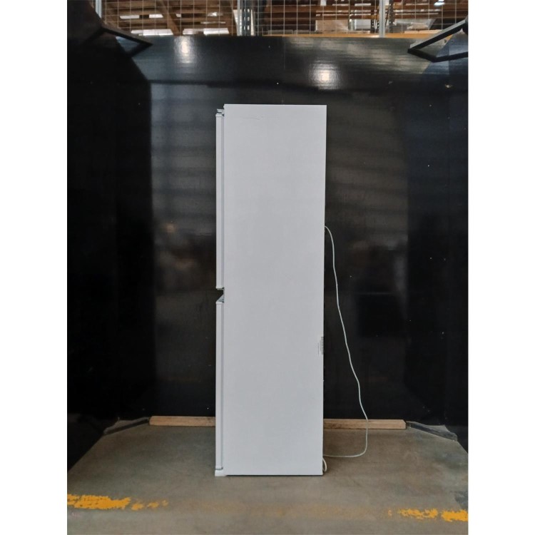 Refurbished electriQ 230 Litre 177cm Frost Free 50/50 Integrated Fridge Freezer - White with Sliding Door Hinge